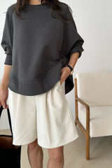 Round Lady Sweatshirt